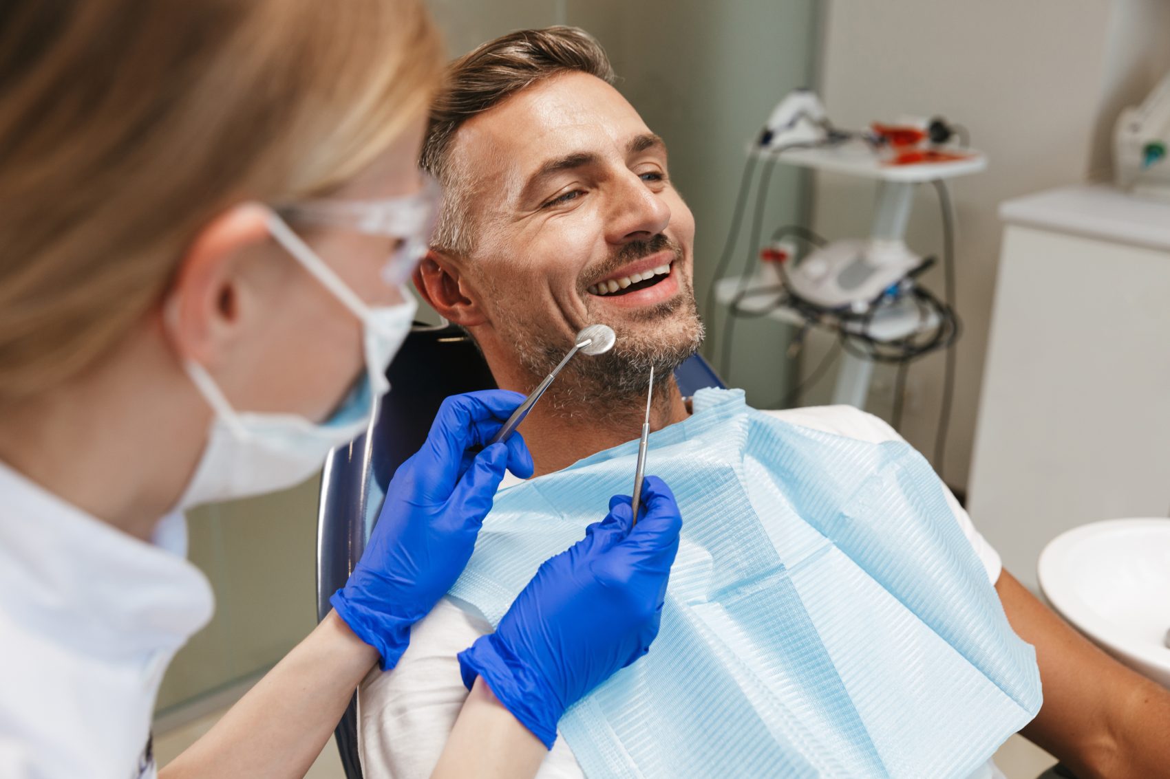 Health Benefits of Visiting a Dentist