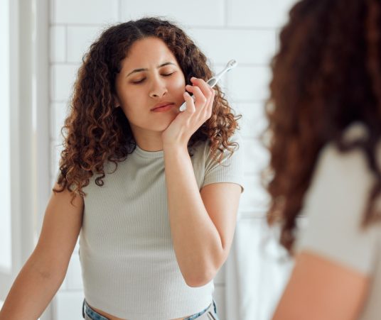 What Are Ways to Manage Tooth Sensitivity?