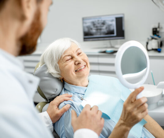 What Should You Expect During a Mini Dental Implant Procedure?